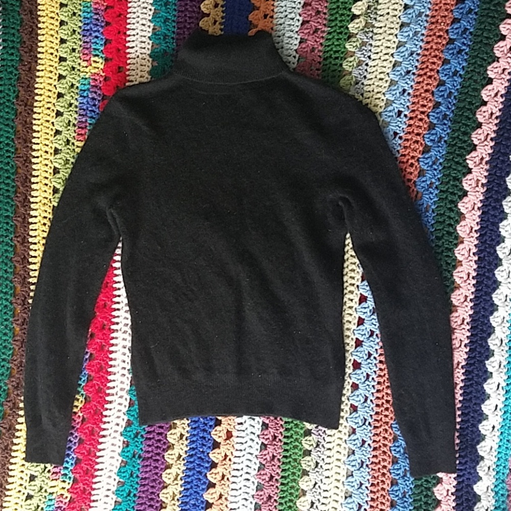 Black 100% Cashmere Sweater